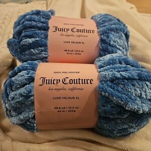 Juicy Couture Luxe Velour XL in Blue